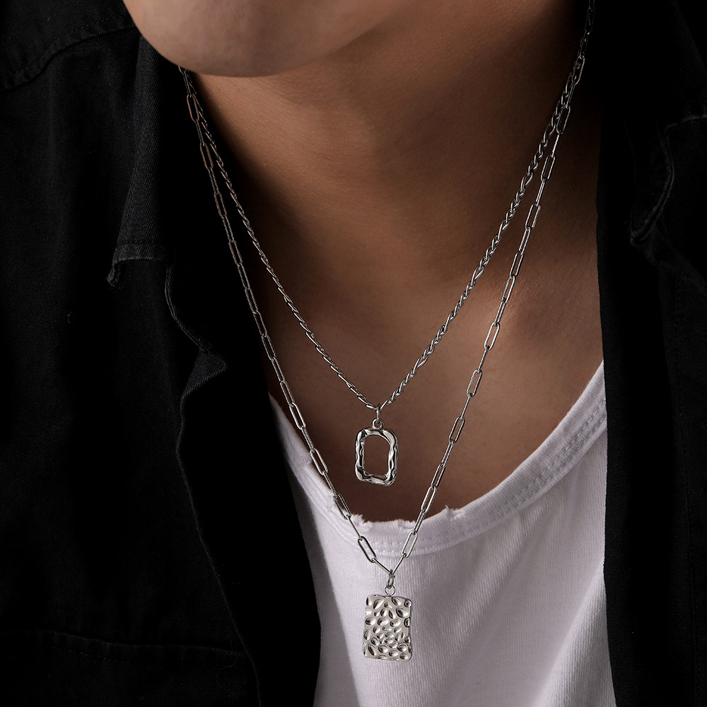Montre homme polyvalente en acier inoxydable double couche, carrée et irrégulière, très populaire en Europe et aux États-Unis (vente transfrontalière)._voghion.com