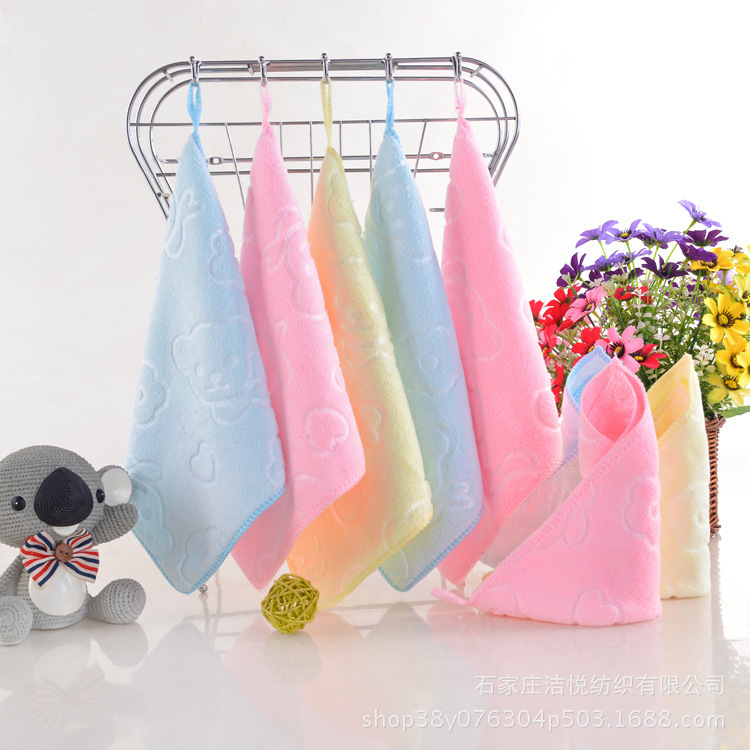 200g Thickeneded Embossed Bear Style Soft, Water-Absorbent and Lint-Free Customized Advertising Logo 25*25 30*30