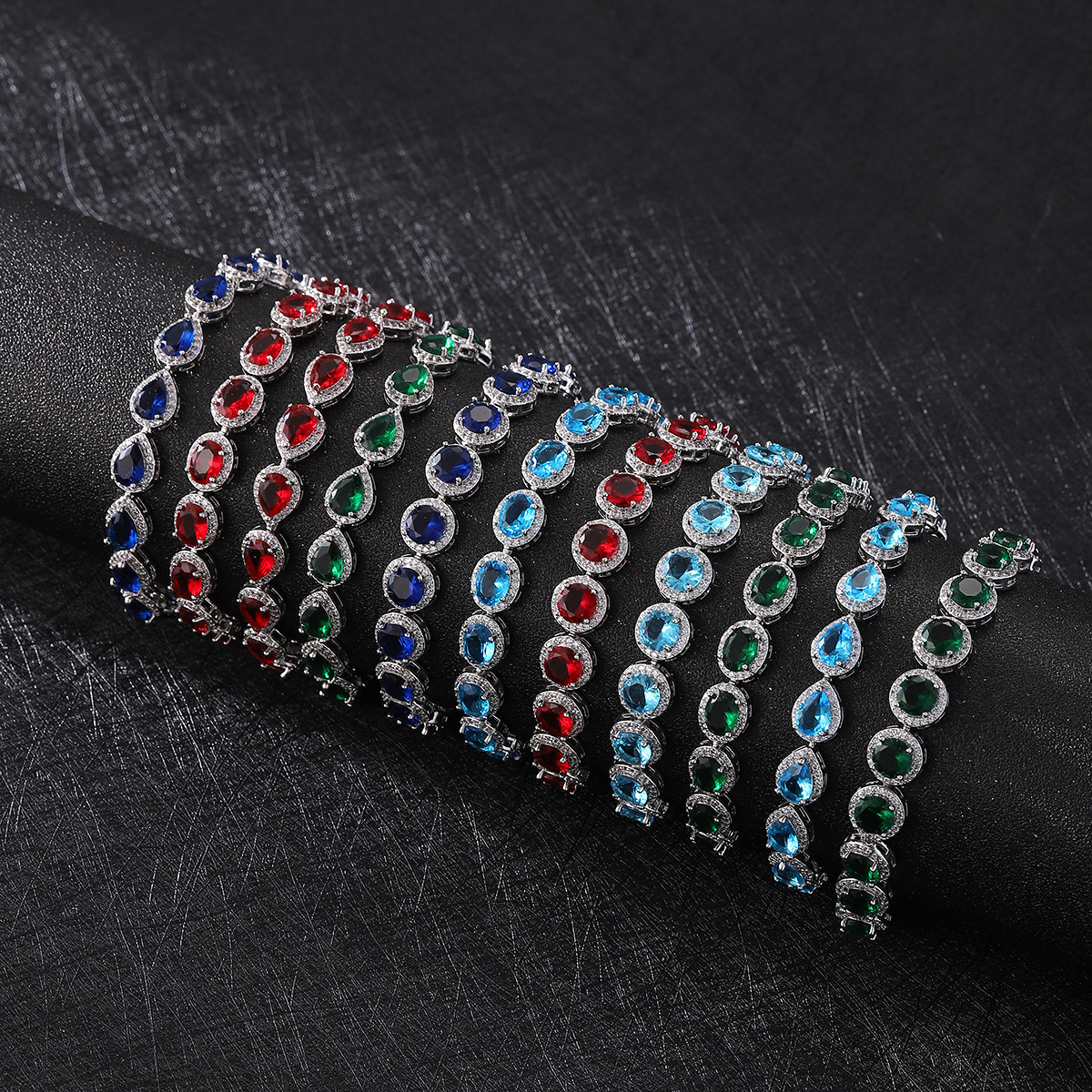 bracelet with zircon