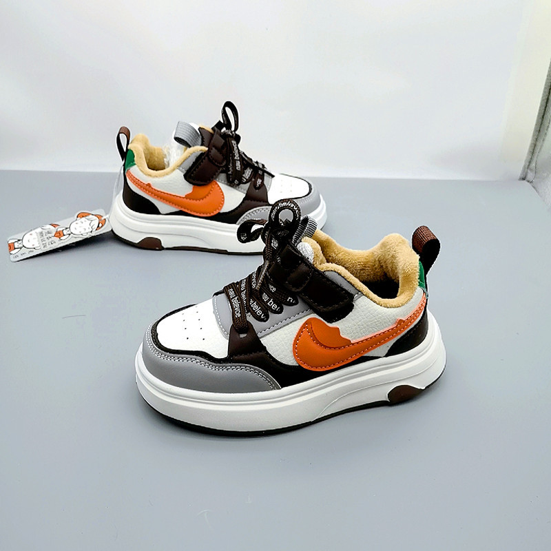 Yulezi cuero algodón 2025 nuevos zapatos deportivos para niños de tamaño medio y grande con suela ligera giratoria zapatos para niños zapatos de correr para niños