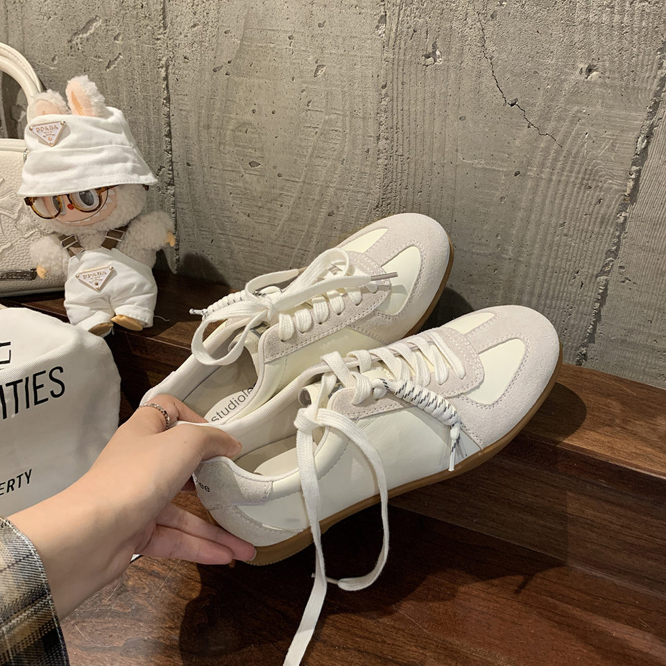 Giày sneaker nữ da bò phối màu mũi tròn dây buộc tăng chiều cao — Màu trắng nhạt, màu sô cô la, màu vàng, màu đen