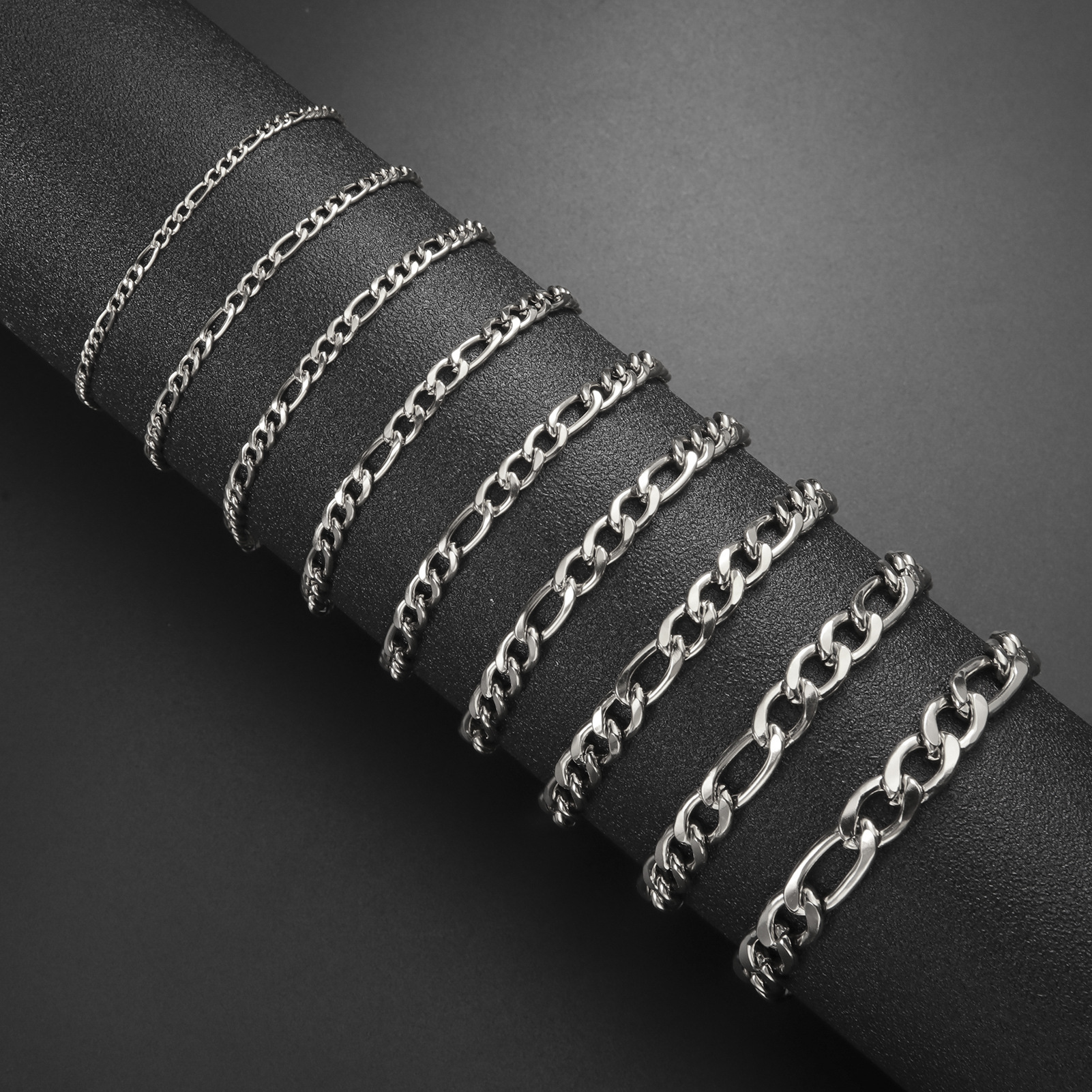 Simple Style Geometric Stainless Steel Plating Unisex Bracelets display picture 2