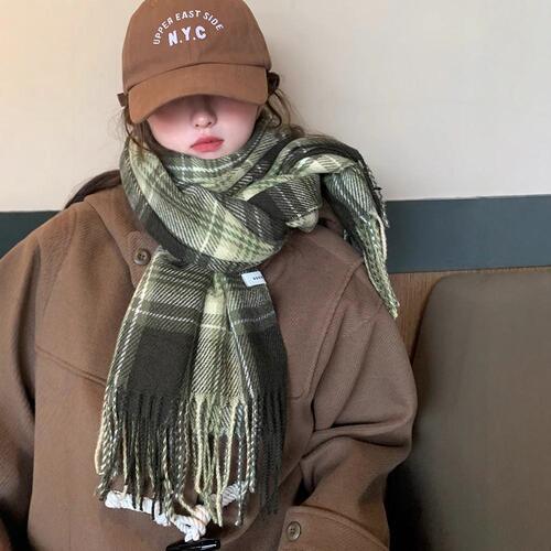Green retro plaid imitation cashmere scarf for women in autumn and winter, versatile high-end shawl, thickened warm scarf, dual-purpose