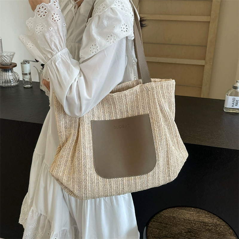 Fashionable straw beach capacious one-shoulder bag