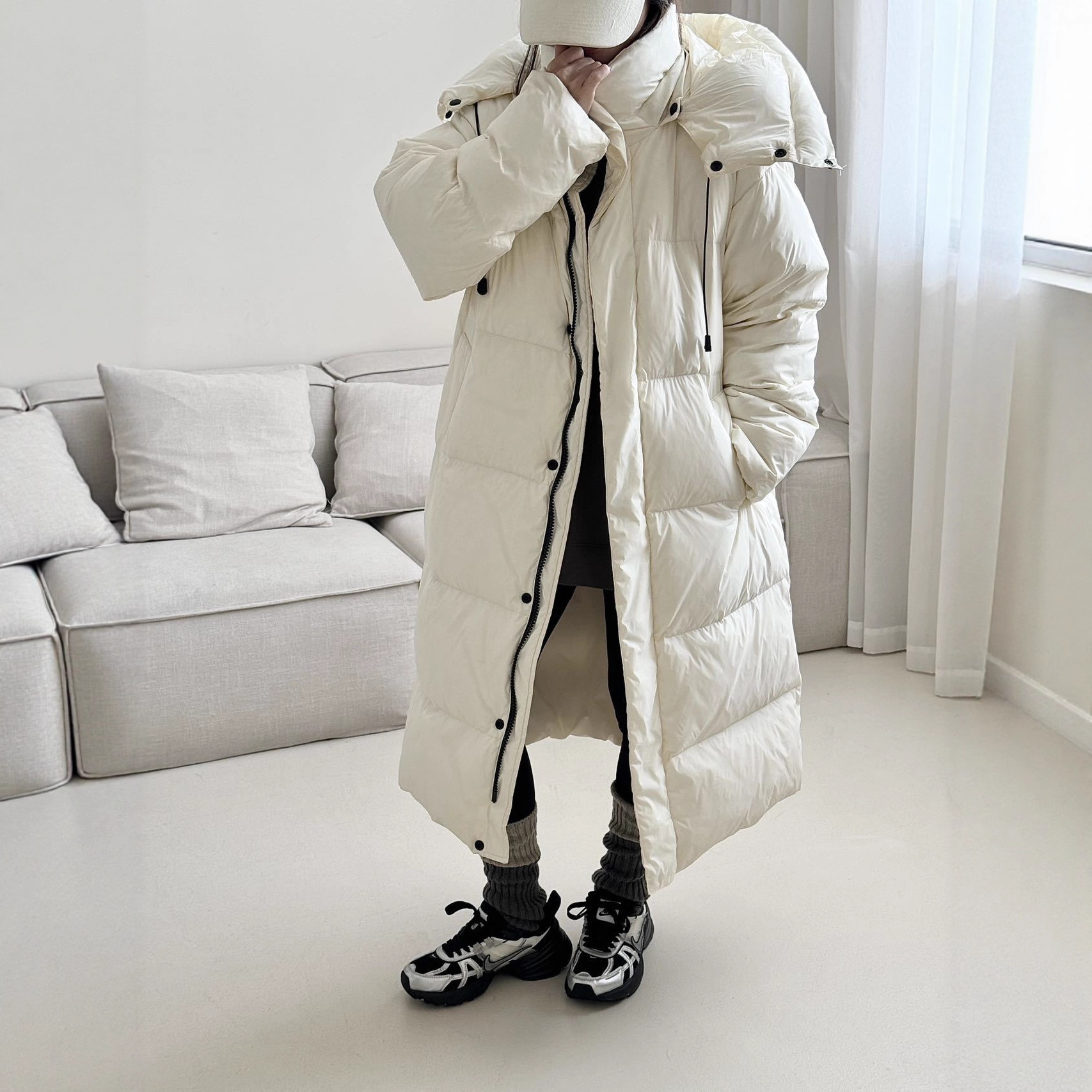 羽绒服女长款2025年冬季新款加厚连帽时尚休闲过膝大被子加厚外套