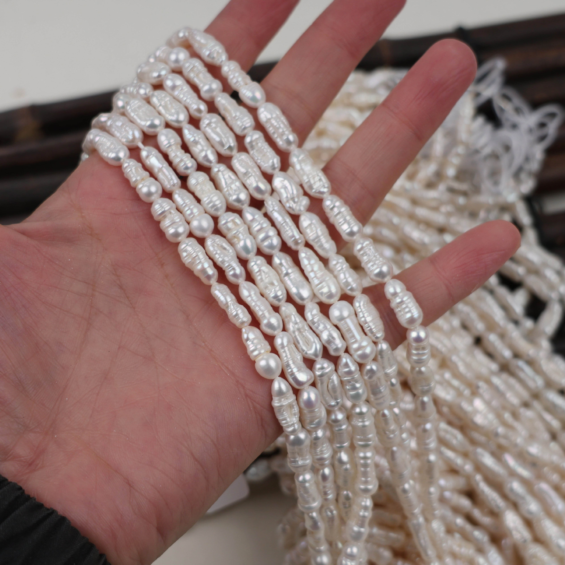 Organic regenerated beads from pearl