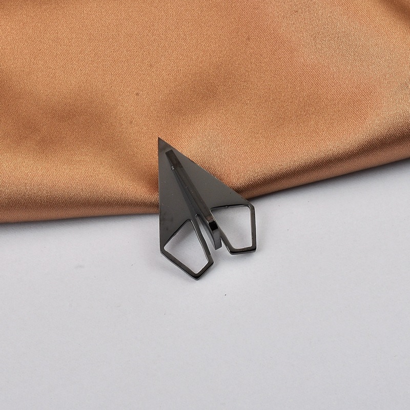 Simple Style Paper Airplane Stainless Steel Plating Unisex Brooches display picture 8