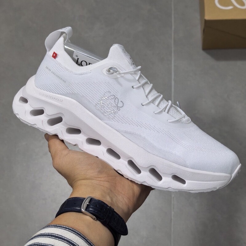 Cross-Border Collaboration Model on Running Cloudtilt Shock-Absorbing Breathable Lightweight Running Shoes for Men and Women Sports Shoes Putian