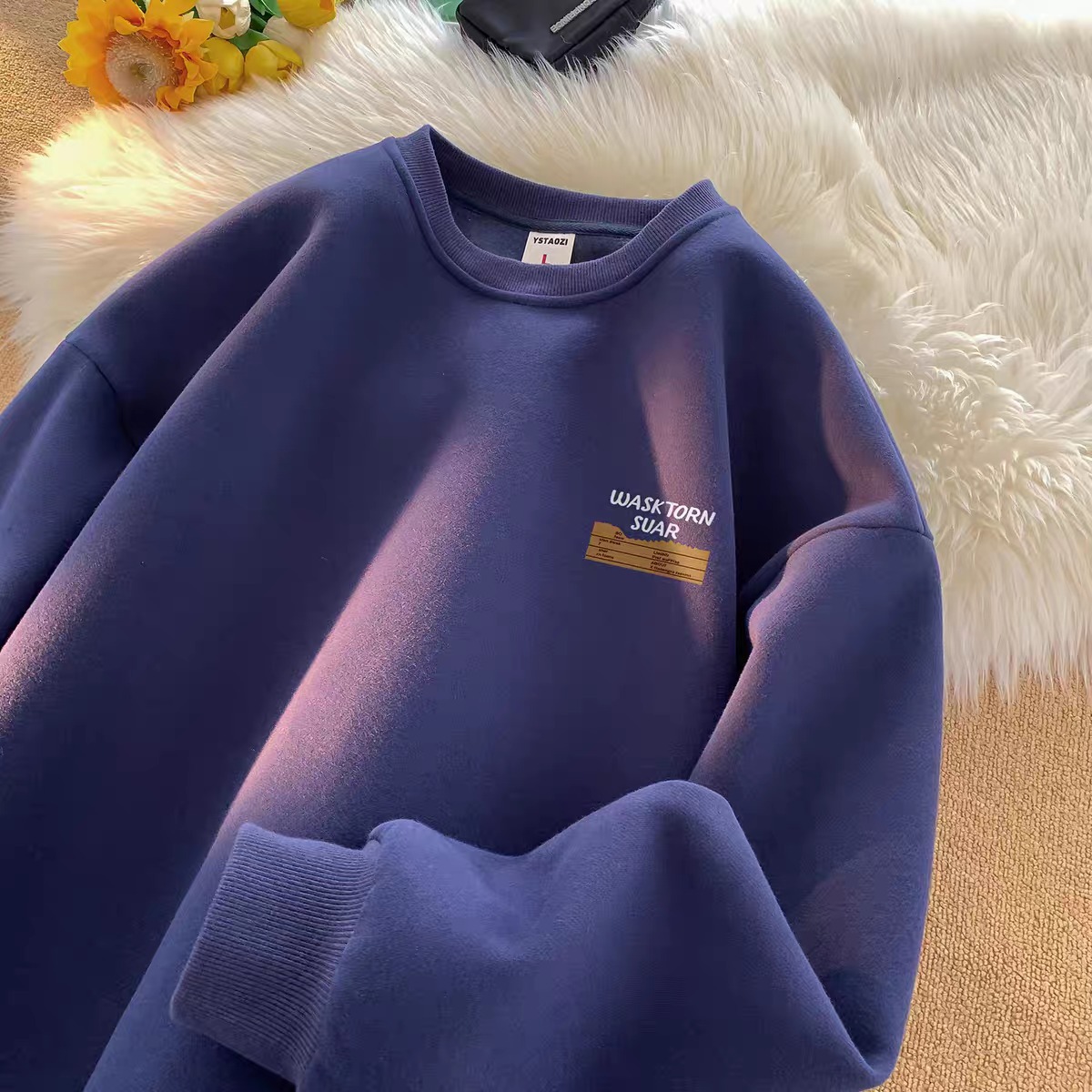 2024 Sudadera para jóvenes Estilo de Hong Kong Tops sueltos y sencillos de cuello redondo Primavera y otoño Nueva moda Chaqueta de todo fósforo de marca de moda para hombres