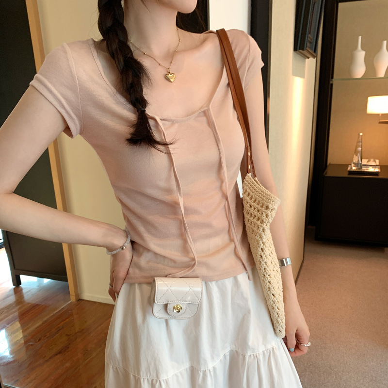 Sweet Hot Girl レースアップ U ネック右肩半袖 T シャツ女性用 2025 夏薄いわずかに透けるスリムフィットトップ|undefined