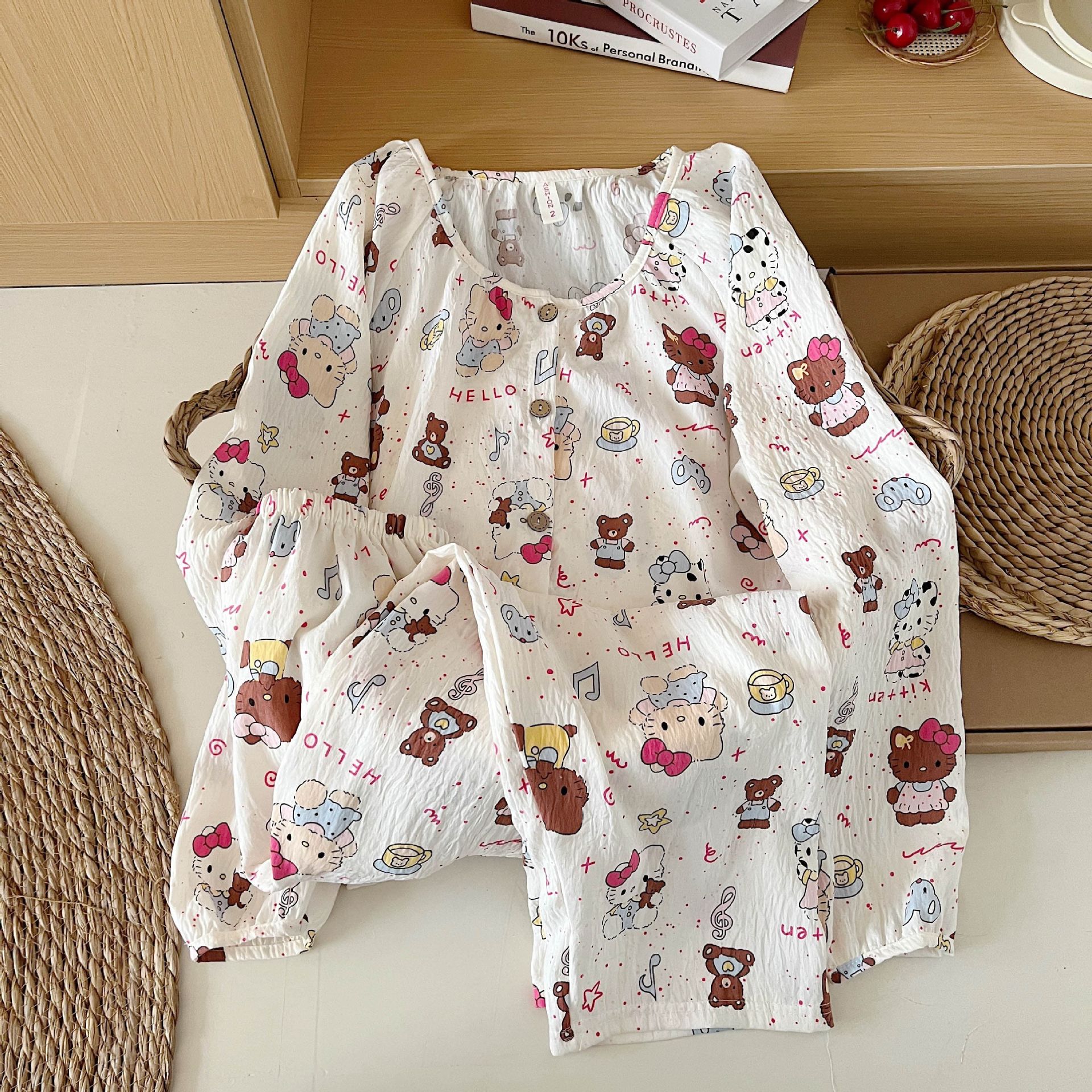 Transfronterizo Vietnam al por mayor nubes de algodón KT osos pijamas mujeres primavera y otoño camisetas de cuello redondo de manga larga de dibujos animados ropa doméstica de alta calidad