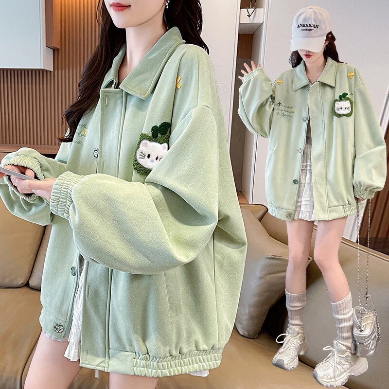 American-style retro suede apple-pattern embroidered jacket, women's autumn jacket, unique top, available in green and black American-style retro suede apple-pattern embroidered jacket, women's autumn jacket, unique top, available in green and black