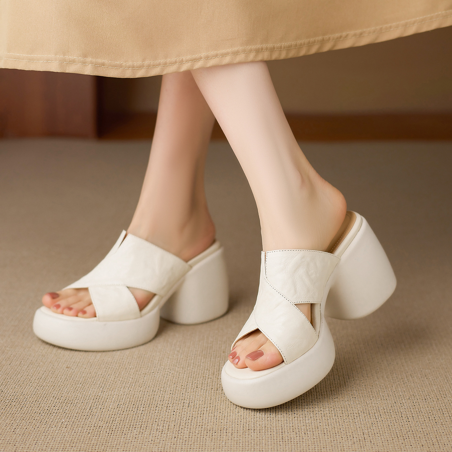 Sandal cao gót nữ quai chéo hở mũi đế platform đế dày gót 9 cm — màu đen, màu trắng ngà