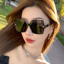 �¿���|Ůʿ���ī�R�ճ��{�������R���·f��ĸ�b���̫��R