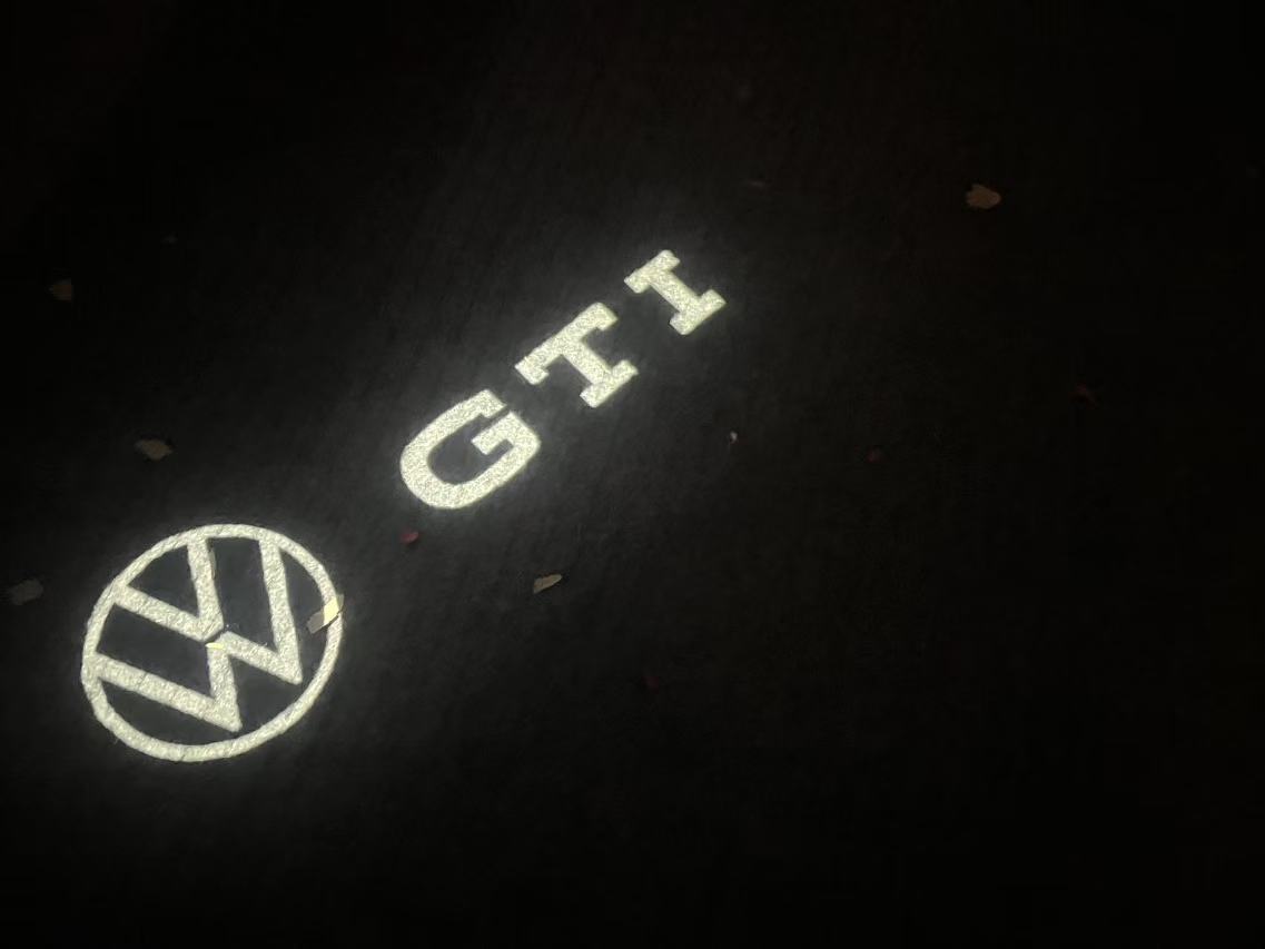 Adecuado para Volkswagen Golf GTI Espejo retrovisor Luz de piso Espejo retrovisor Luz de alfombra Espejo retrovisor Luz de bienvenida