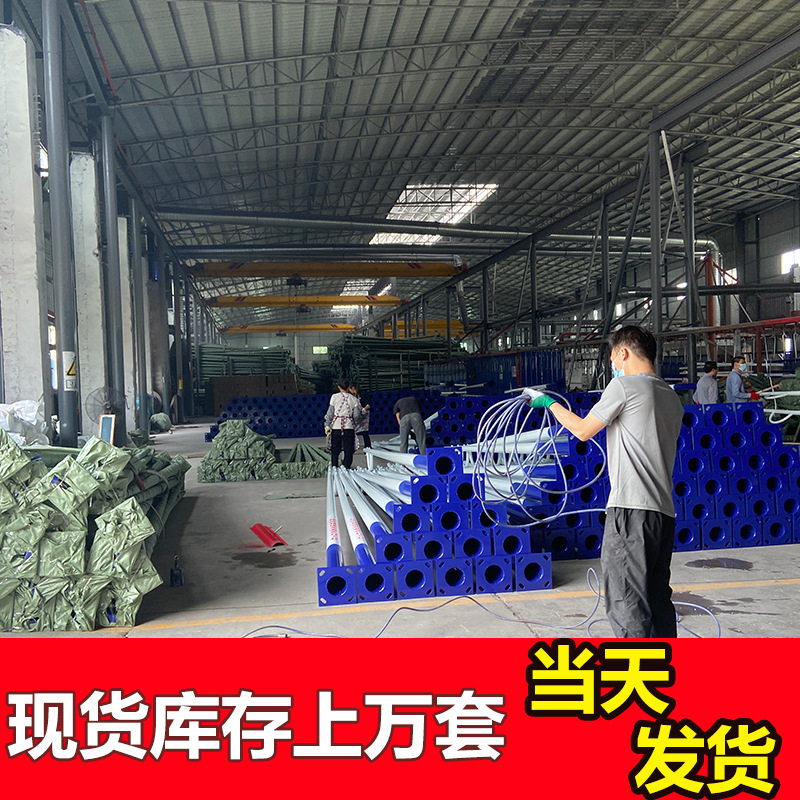 Farola solar poste de luz poste poste de luz poste recto exterior patio 6 metros nuevo campo brazo dividido monitoreo poste alto poste personalizado