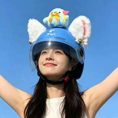 New penguin cat ear: Motosiklet dəbilqələri