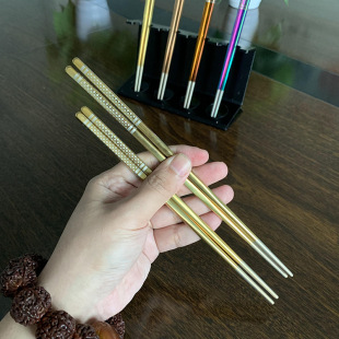 304���P䓰�A���� ���ý�ɫ����Ϳꄓ�Ⲩ�c���ӾƵ�;߽��ٿ�