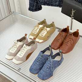 广州女鞋外贸2025时尚反绒拼色麂皮电绣系带方头平底德训鞋休闲潮