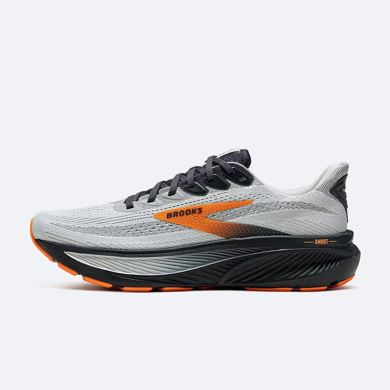 Brooks Ghost 17 kişi və qadın qaçış ayaqqabısı, yumşaq yastıqlı