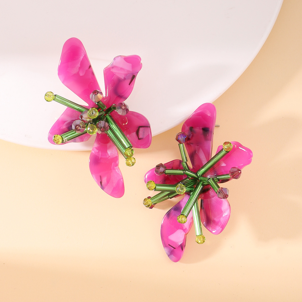 Fashion Flower Plastic Beaded Women's Ear Studs 1 Pair display picture 9