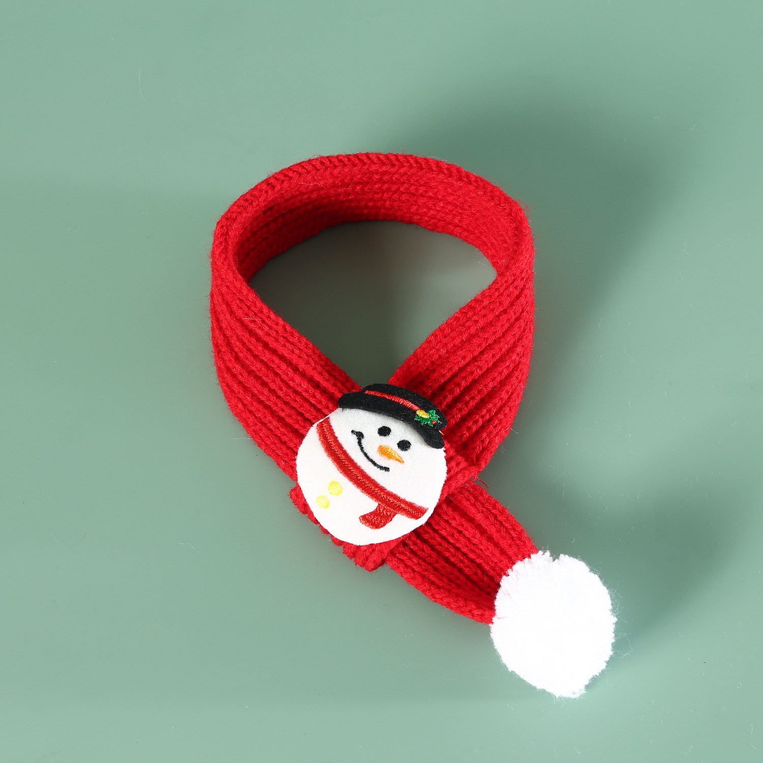 2024 mascotas bufandas de lana de Navidad bola de nieve de punto campana roja y verde árbol muñeco de nieve viejos dibujos animados gatos y perros escolares