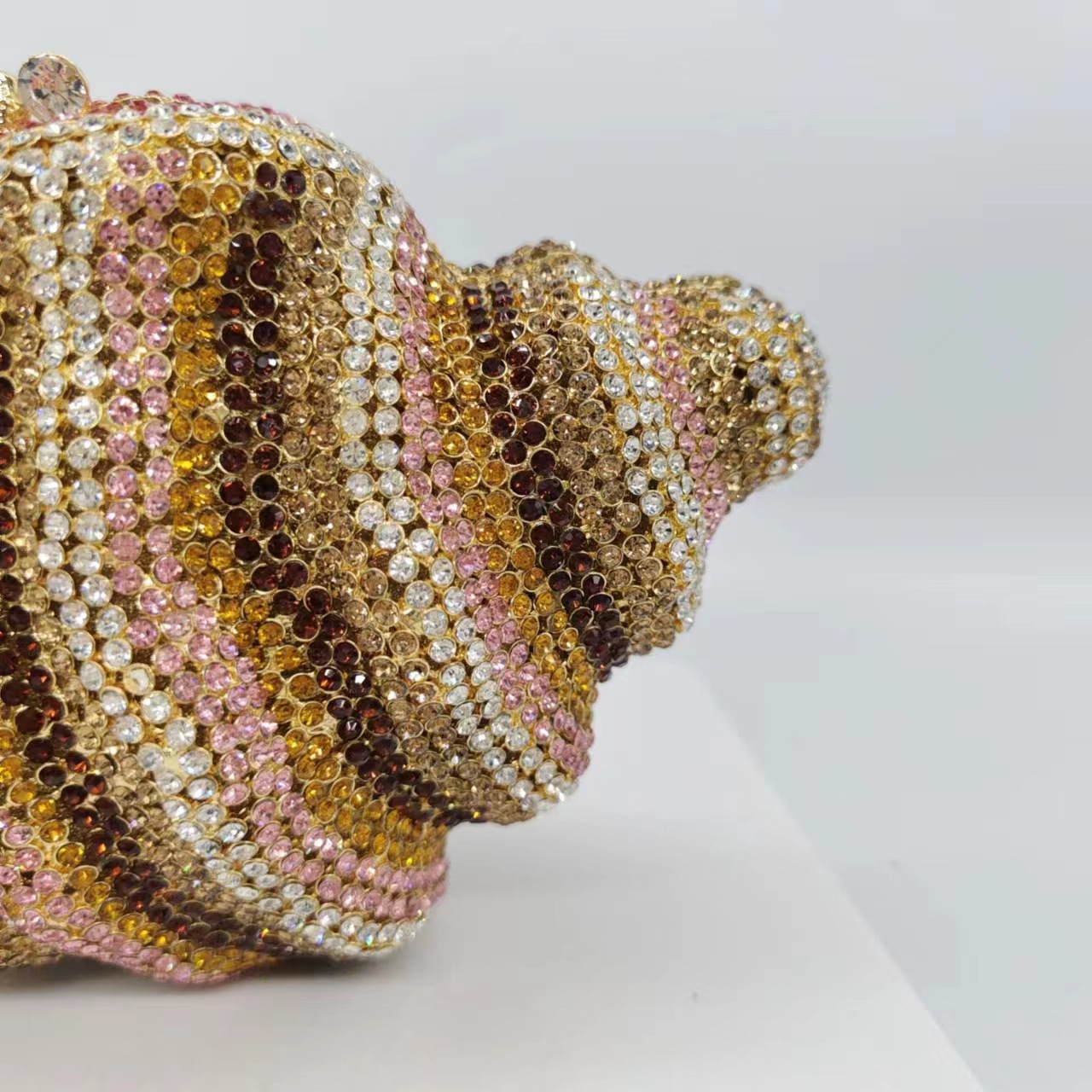 547g Weight Synthetic Leather Lining Material Rhinestone Fashion Element Magnetic Buckle Closure Type / Strap Type Evening Bag Bags Type Holiday, Party Occasion Metal Material Conch Pattern All Seasons Season Women's Gender Elegant Style Other Shape Small Size Metal Conch Rhinestone Evening Bags 14