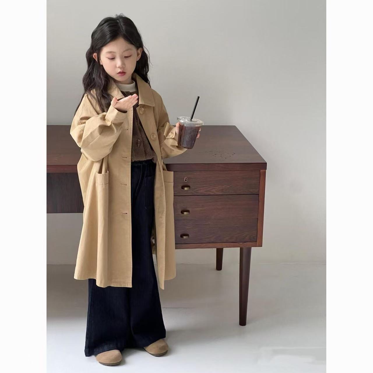 Primavera y otoño de las niñas nuevas niñas estilo extranjero primavera de moda estilo británico niñas chaqueta larga abrigo