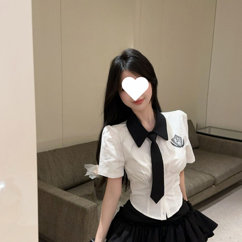 싱글피스 - 반팔 화이트 셔츠