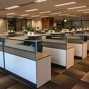 �������s�k���Ҿ��¿��T�����L�����r�п�λ����̨2��4�ˉ�����