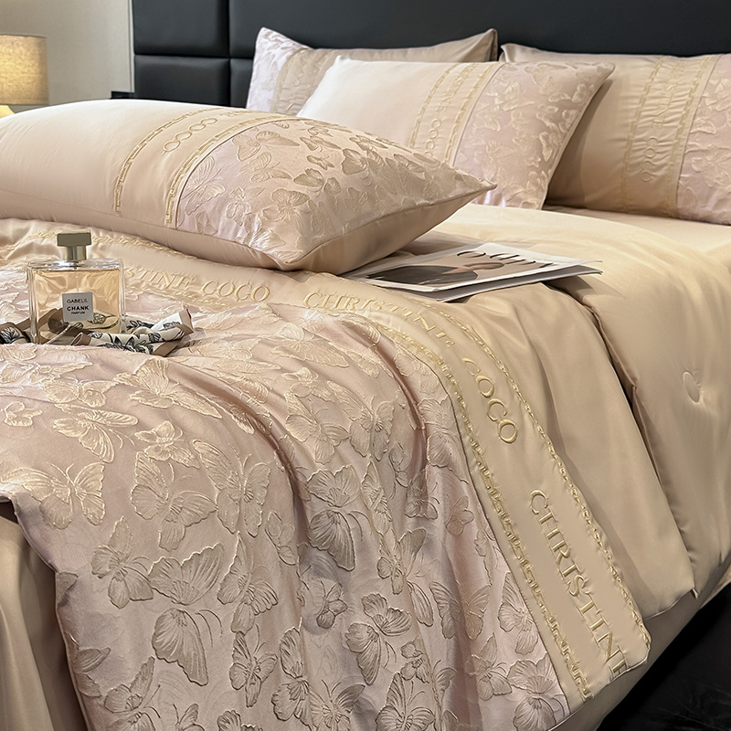 봄 컬렉션-나비-밀크티