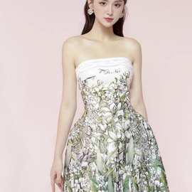 越南设计师1绿色花朵印花抹胸小礼服女短裙收腰显瘦吊带连衣裙