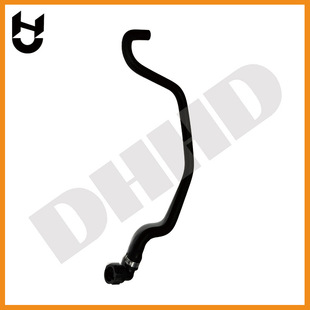 Wholesale Pch001150 Is Suitable for Range Rover 3.0 4.4 Displacement Sub-Water Kettle to Water Tank Water Pipe Original Quality
