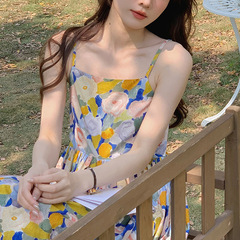 Small fresh floral suspender skirt summer retro sweet and gentle style vacation beach skirt small long dress