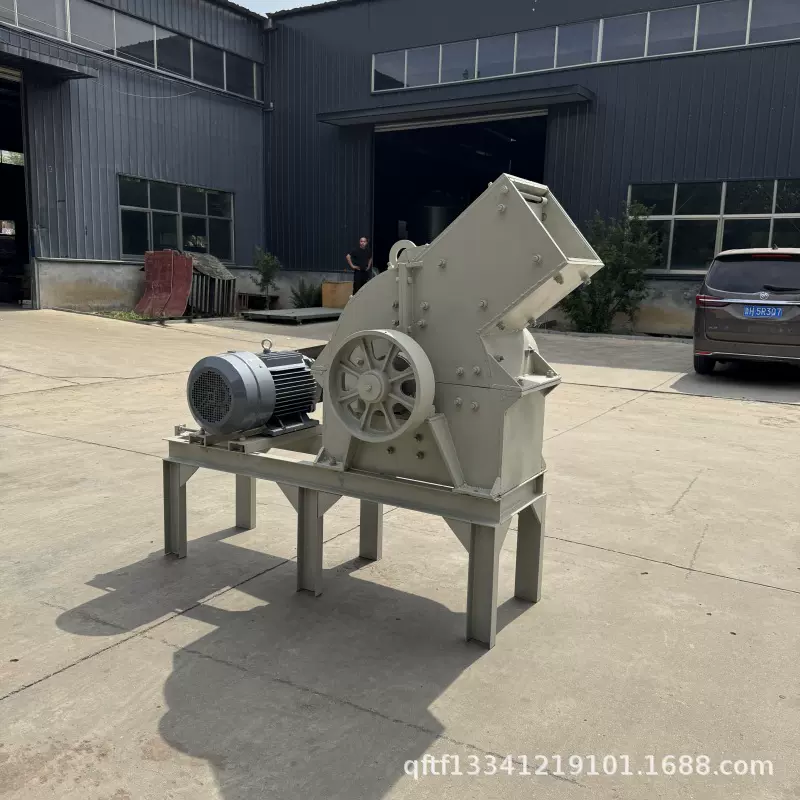 工业盐锤式粉碎机 石膏泥块锤式破碎机 煤矸石石灰石打砂破碎机