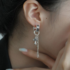 冷たい風のクロスチェーンのフリンジの耳掛けのイヤリングの女性の復古の大衆の設計の新型の百合の潮流の耳飾り