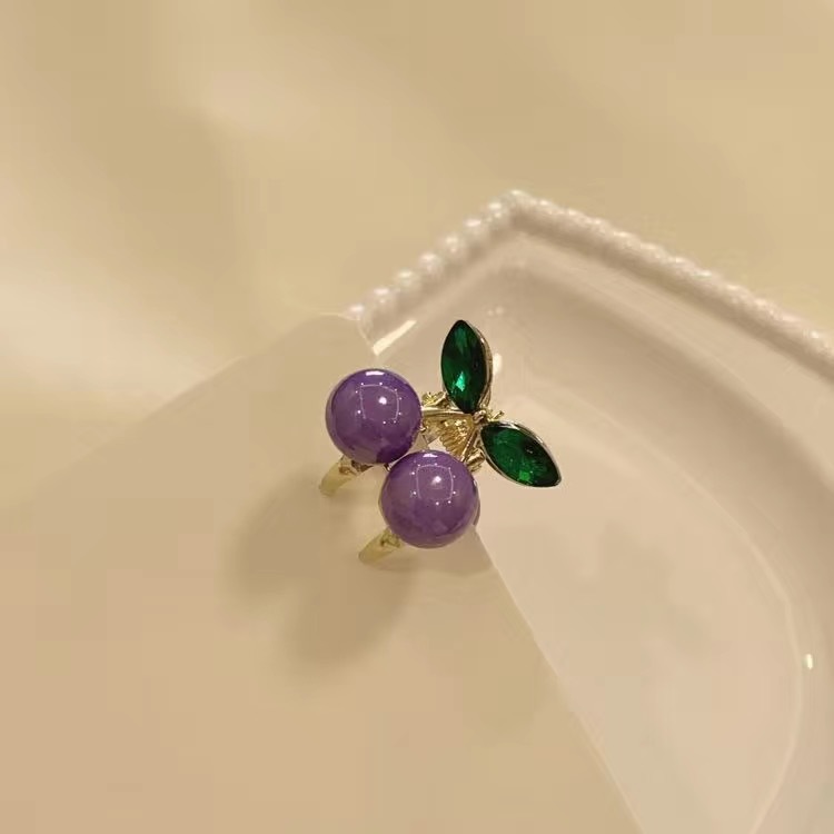 6g Weight Hair Claws Hair Accessories Type 1 Piece Quantity Holiday, Street Occasion Imitation Pearl Material Cherry Pattern All Seasons Season Women's Gender Cute, Sweet Style Cute Sweet Women's Cherry Imitation Pearl Hair Claws 32