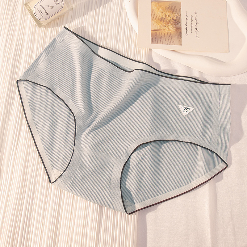 Ropa interior de algodón Niña antibacteriano entrepierna verano delgada cintura media triángulo pantalones cortos cabeza chica sin costuras más ropa interior de tamaño al por mayor