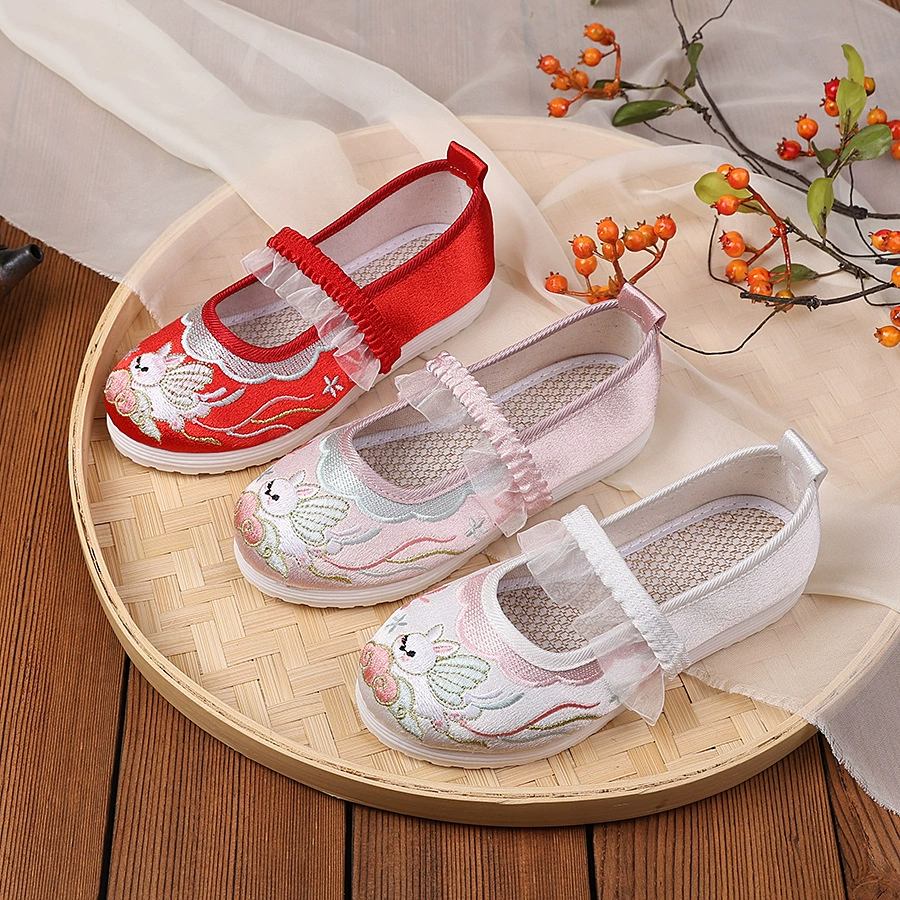 [Маленький летающий кролик] Новинка 2025 года, летние детские туфли с антикварной вышивкой, туфли в китайском стиле, подходящие туфли династии Хань