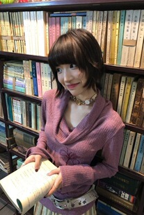 ��ʽһ�ּ�U�Iᘿ���ë��Ů�ﶬ�¿����{ľ�m���̽����|�^������