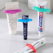 厂家批发便捷牙膏挤压器挤小样洗面奶创意手动懒人挤牙膏神器批发