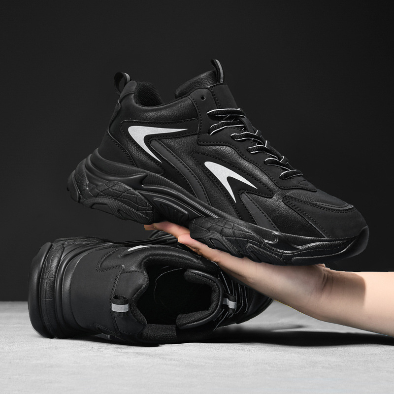 2025 otoño y invierno zapatos calientes de hombre de tamaño grande, zapatos de padres adolescentes, zapatos de algodón antideslizante de suela gruesa, zapatos deportivos de alto nivel para estudiantes