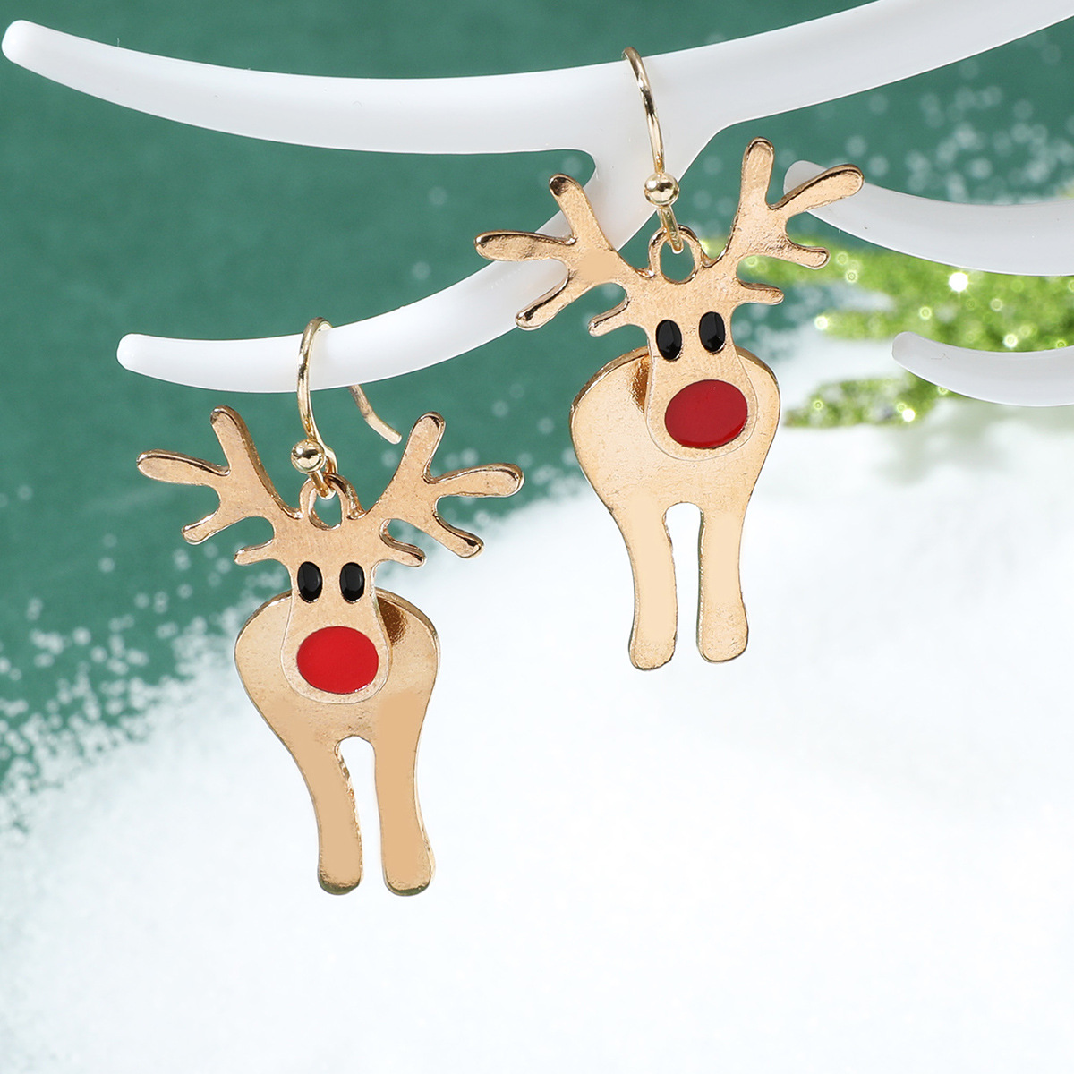 Daily, Festival Occasion 1 Pair Christmas Cute Christmas Hat Christmas Tree Santa Claus Plating Alloy Drop Earrings