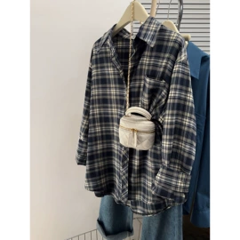 女式衬衫;休闲裤;女式马甲