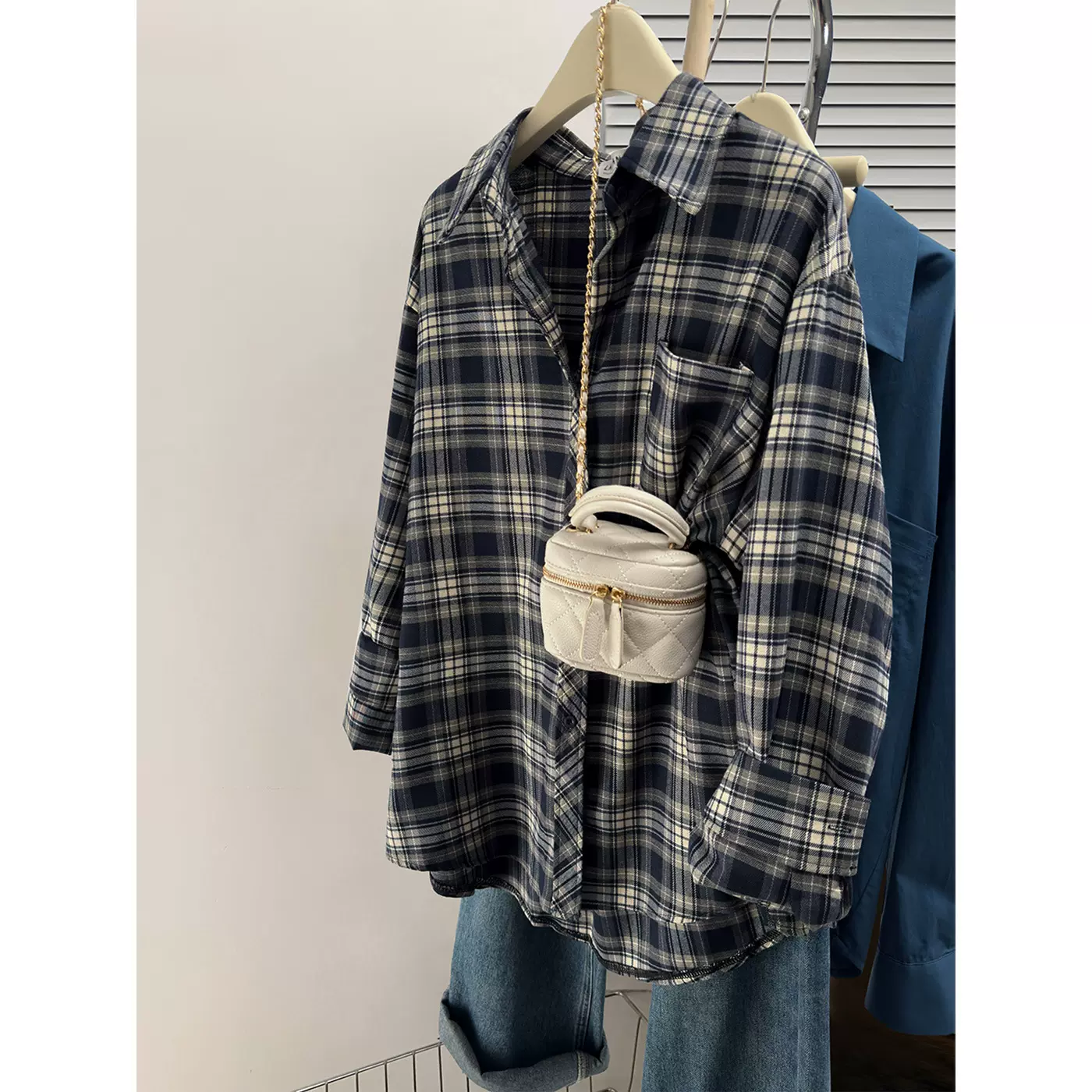 新款格子衬衫女宽松长袖外套复古休闲衬衣上衣