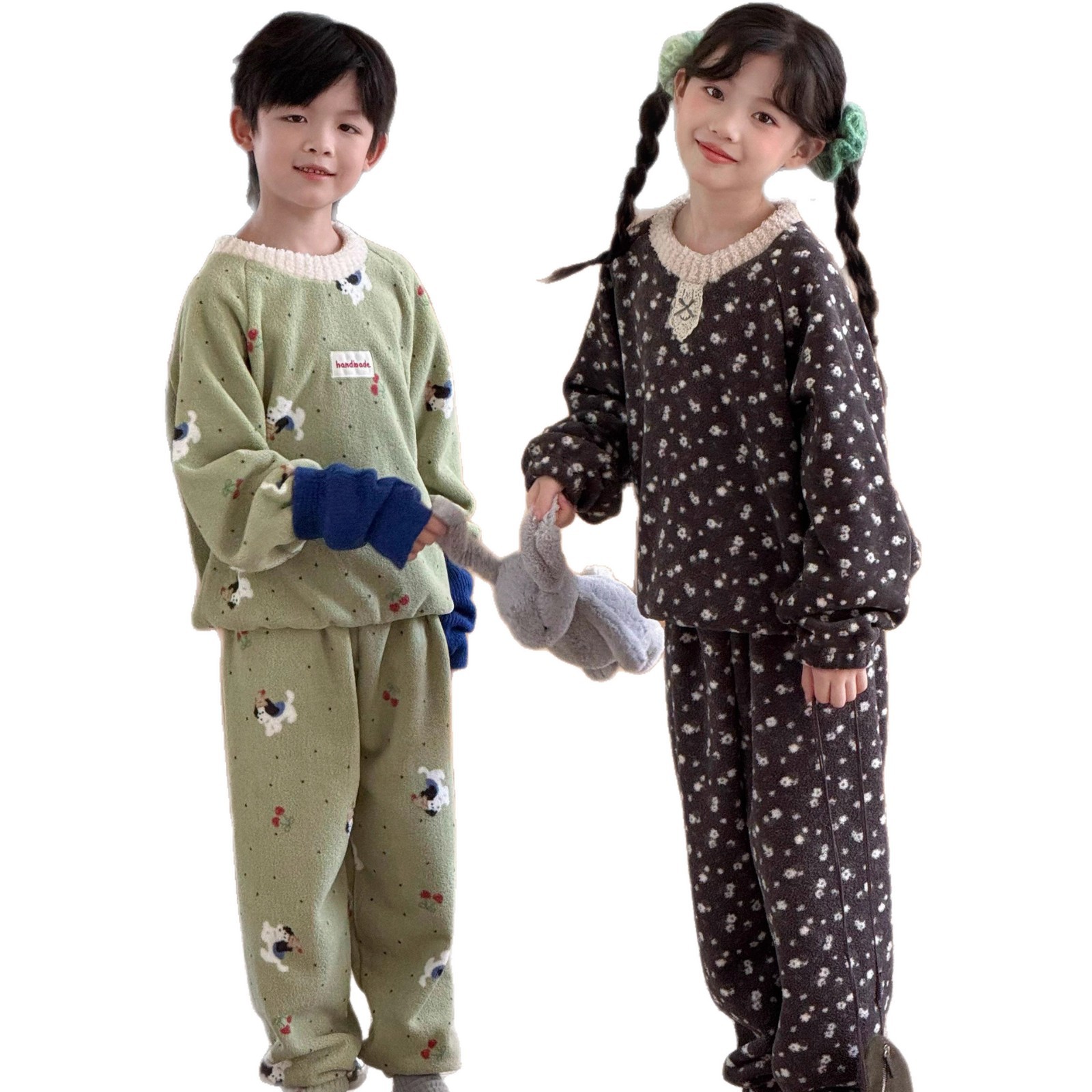 Niñas pijamas de invierno nuevos niños de invierno de lana de coral niñas pequeñas niños mayores gruesos ropa de franela