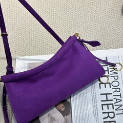 高品質の新しいAla*と同じスタイルの女性用つや消し牛革クリップ脇バッグヨーロッパとアメリカのファッショナブルで多用途なショルダーバッグ