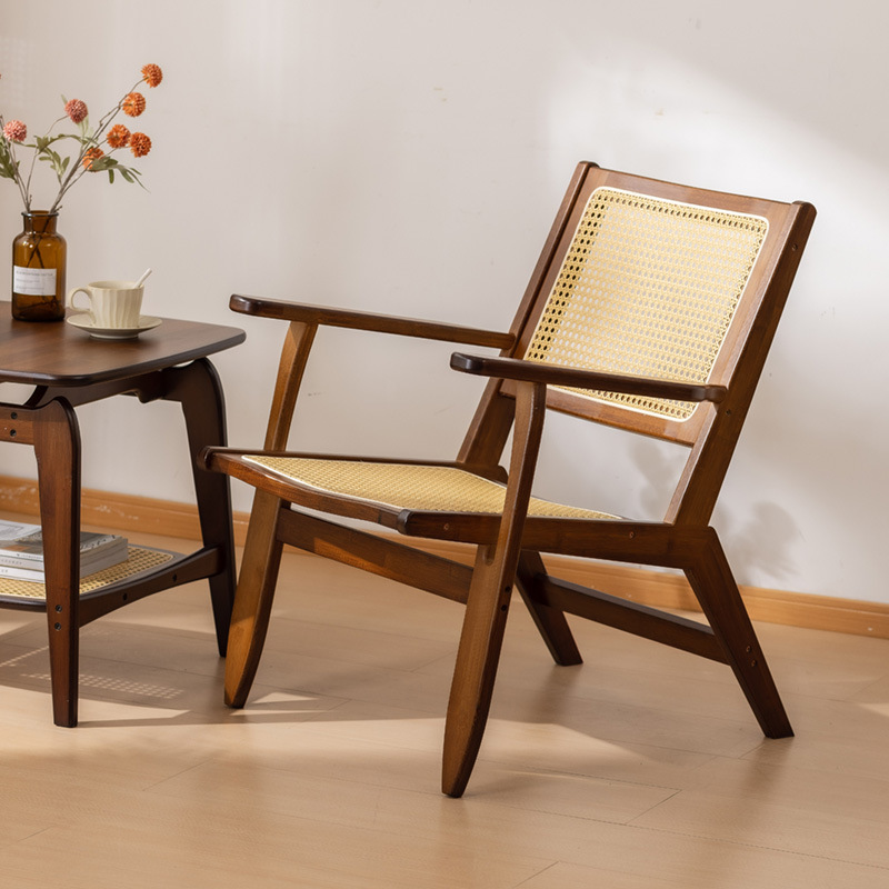 Silla de sofá individual de ratán, sala de estar, silla perezosa, balcón, silla de ocio simple, diseño de madera maciza, silla de casa de familia