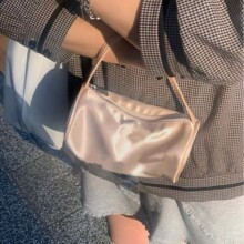 �W�tͬ��r�аٴ��PͲ����O���G���e�OӋ����б�����