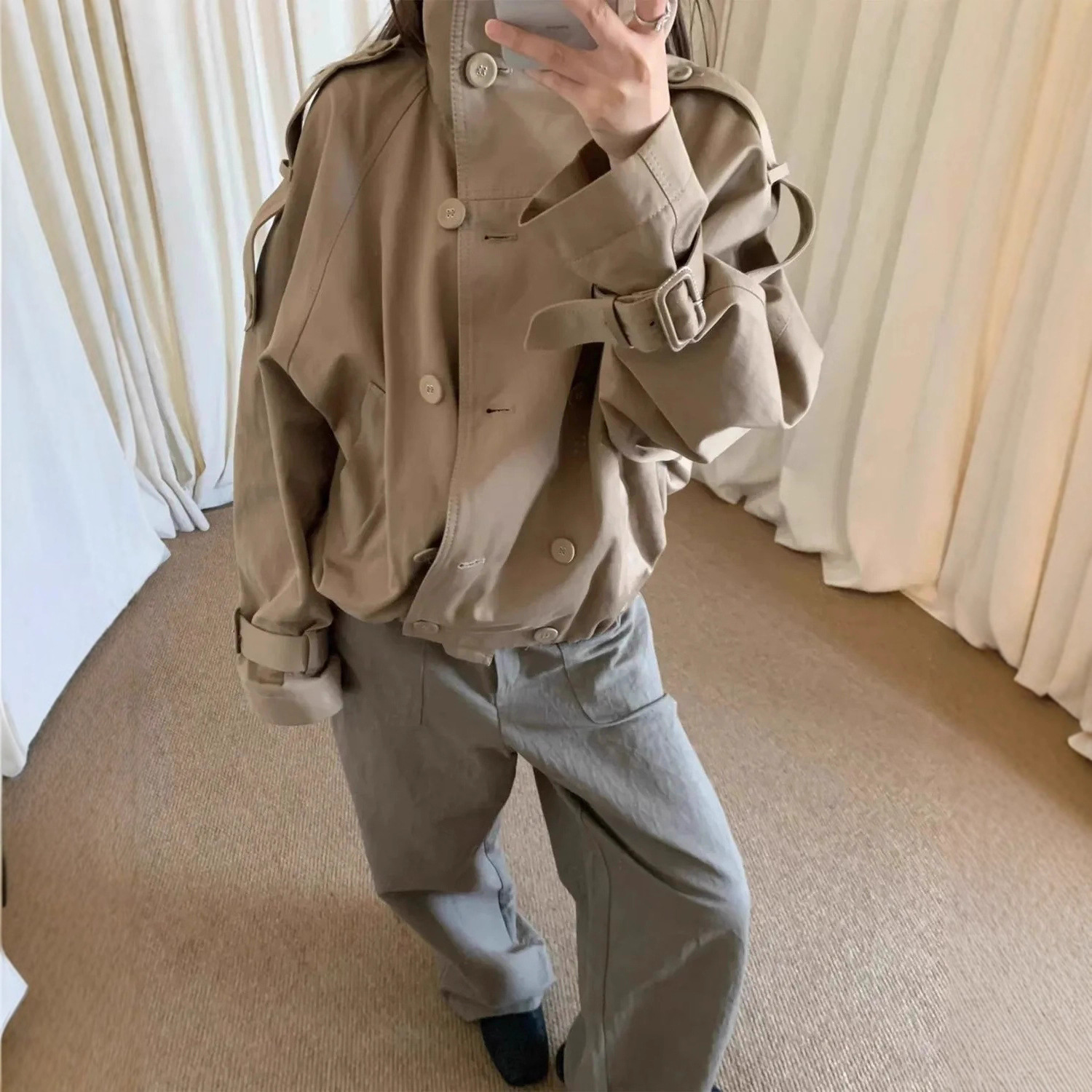 British Style Jacket for Women 2025 Autumn and Winter New Style Ladylike High-End Accessible Luxury Double-Breasted Stand-Up Collar Short Windbreaker